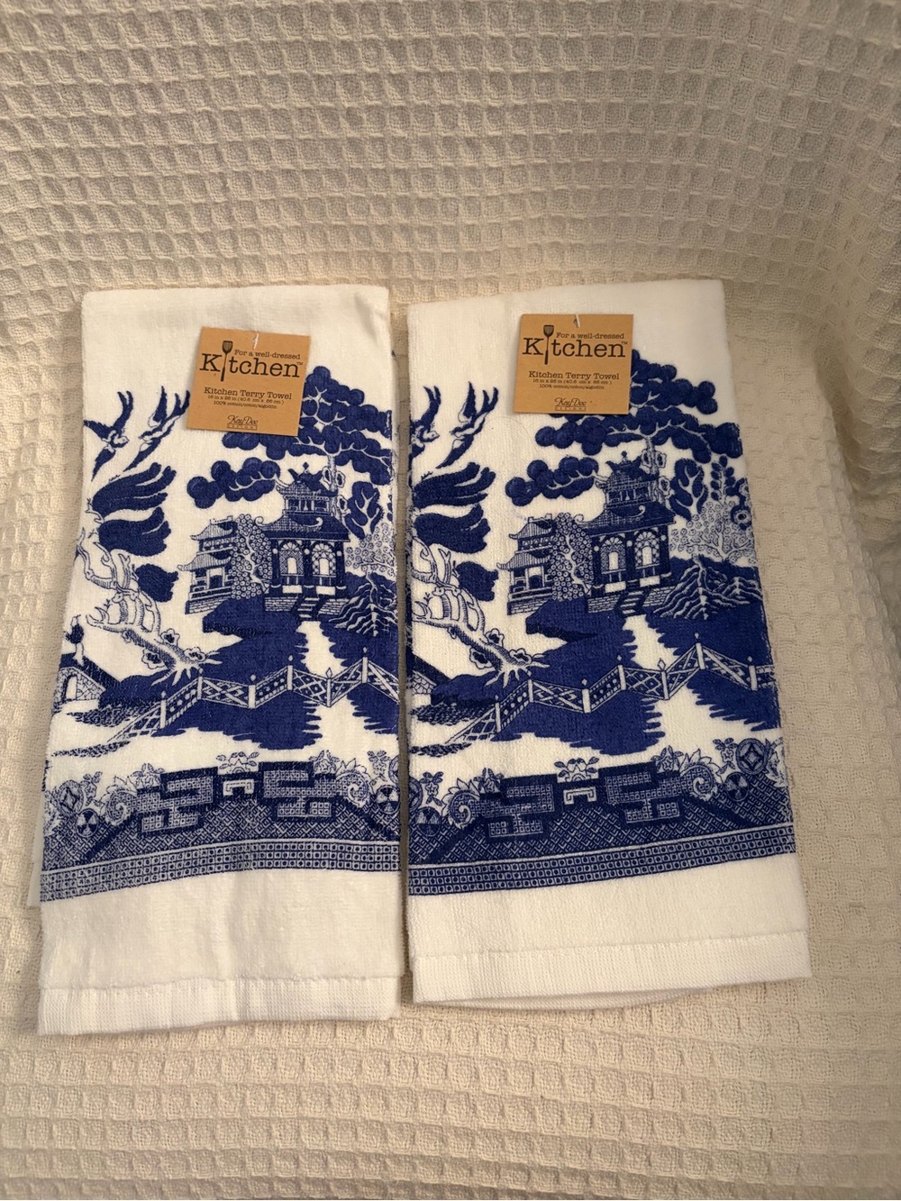 Kay Dee For A Well Dressed Kitchen Blue Willow Terry Kitchen Towels Set of 2 NWT